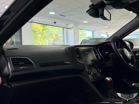 Renault Megane 1.8T R.S.280 Euro 6 (s/s) 5dr 24