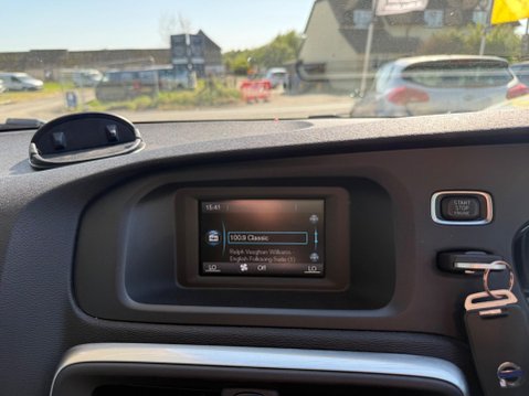 Volvo V40 2.0 T2 R-Design Euro 6 (s/s) 5dr 15