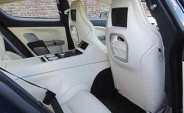 Aston Martin Rapide 4