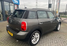 Mini Countryman COOPER D ALL4 HUGE SPEC 7