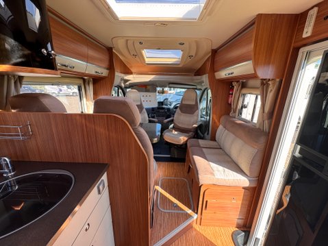 Adria Coral S680 ST 34