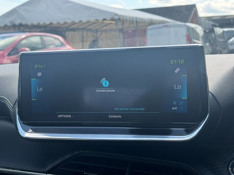 Peugeot 2008 50kWh GT SUV 5dr Electric Auto (136 ps) 21