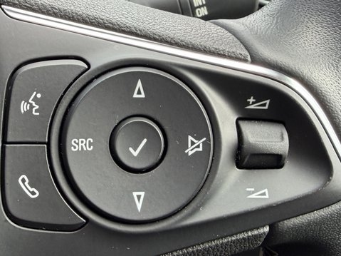 Vauxhall Grandland 1.2 Turbo GS Line 5dr 31