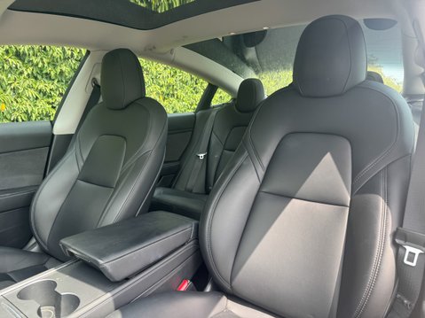 Tesla Model 3 Saloon 4dr Electric Auto RWD (241 bhp) 10