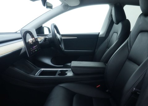 Tesla Model Y Model Y RWD 5dr 40