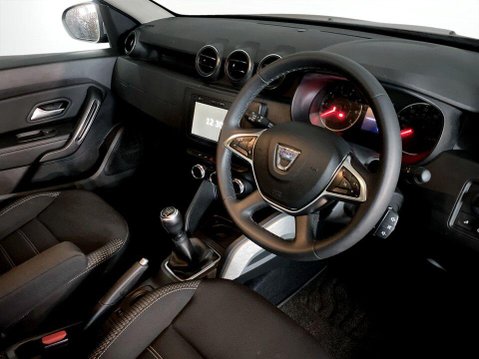 Dacia Duster 1.0 TCe Prestige SUV 5dr Bi Fuel Manual Euro 6 (s/s) (100 ps) Alloys - Reve 12
