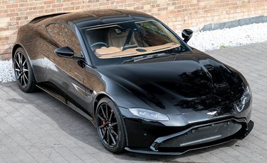 Aston Martin V8 Vantage 8