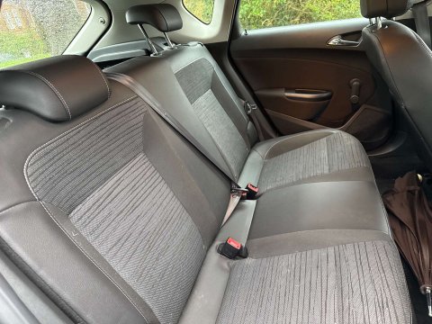Vauxhall Astra 1.6 Astra Exite 5dr 13