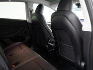 Tesla Model Y (Dual Motor) Long Range SUV 5dr Electric Auto 4WDE (384 bhp) 9