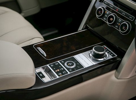 Land Rover Range Rover 3.0 TDV6 Vogue SE 21