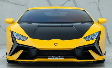 Lamborghini Huracan Tecnica 4