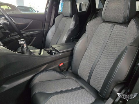 Peugeot 3008 1.5 BlueHDi Allure Premium Euro 6 (s/s) 5dr 22