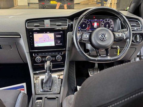 Volkswagen Golf 2.0 Golf R TSi Semi-Auto 4WD 5dr 9