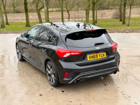 Ford Focus 2.3 Focus ST 5dr 17