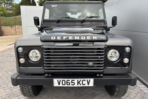 Land Rover Defender 90 TD Autobiography Station Wagon - 1/100 Made - LR Service History 9