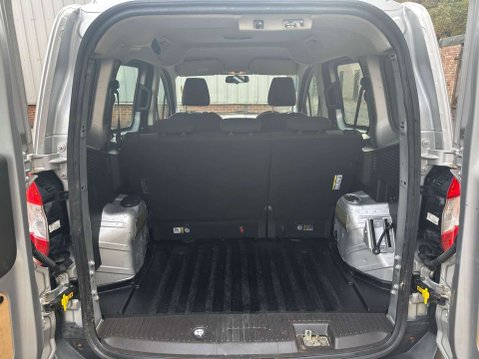 Ford Transit Courier 1.5 TDCi Kombi L1 H1 Euro 6 6dr 13