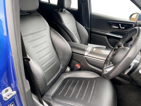 Mercedes-Benz GLC 2.0 GLC300h MHEV AMG Line (Premium) SUV 5dr Petrol Hybrid G-Tronic+ 4MATIC 11