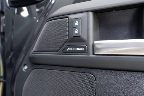 Land Rover Defender D350 X-Dynamic HSE Hardtop Obsidian WideTrak 16