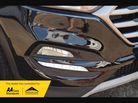 Hyundai TUCSON 1.7 Tucson SE Nav Blue Drive 2WD CRDi Semi-Auto 5dr 12