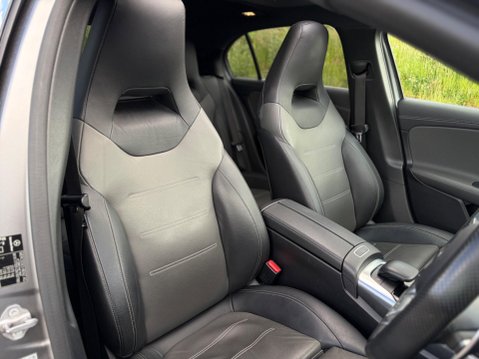 Mercedes-Benz A Class 2.0 A35 AMG (Premium Plus) 7G-DCT 4MATIC Euro 6 (s/s) 5dr 9