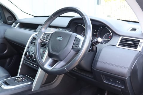 Land Rover Discovery Sport TD4 HSE 7 seater with Full Land Rover History  Black pack/alloys  pan roof  13
