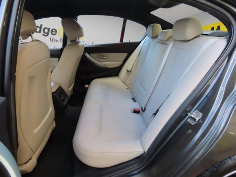 BMW 3 Series 3.0 330d BluePerformance M Sport Auto Euro 6 (s/s) 4dr 14
