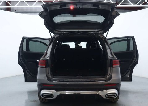 Mercedes-Benz GLB 1.3 GLB200 AMG Line (Premium) SUV 5dr Petrol 7G-DCT Euro 6 (s/s) (163 ps) 61
