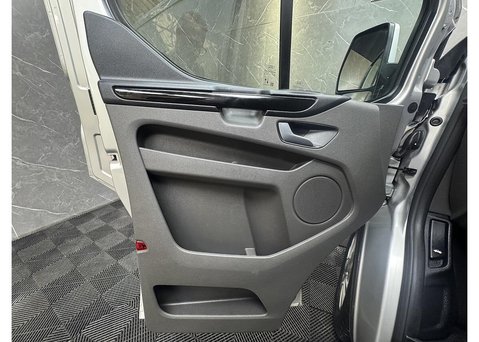Ford Transit Custom 2.0 300 EcoBlue Limited Panel Van 5dr Diesel Manual L1 H1 Euro 6 (s/s) (130 44