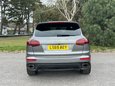 Porsche Cayenne 3.0 TD V6 TiptronicS 4WD Euro 6 (s/s) 5dr 29