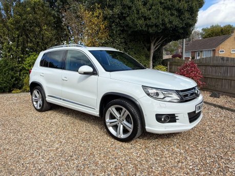 Volkswagen Tiguan 2.0 TDI BlueMotion Tech R-Line Edition DSG 4WD Euro 6 (s/s) 5dr 4
