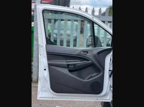 Ford Transit Connect 1.6 Transit Connect 210 E-Tech 31