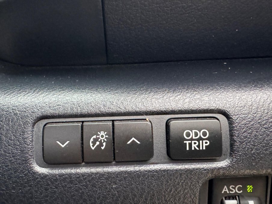 2016 Lexus Is — image 36