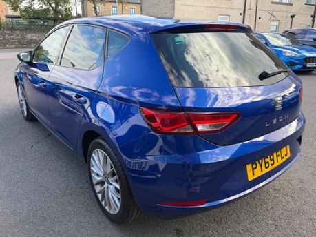 SEAT Leon TDI SE DYNAMIC 8