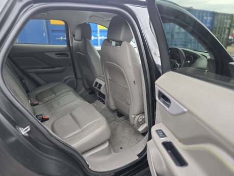 Jaguar F-Pace 2.0 D180 R-Sport SUV 5dr Diesel Auto AWD Euro 6 (s/s) (180 ps) 32