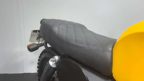 Ajs Tempest Scrambler 125 2019 ONLY 2K GREAT CONDITION CAFE 125CC LEARNER BIKE NEW MOT 15