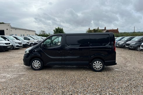 Renault Trafic SWB L1H1 Low Roof Business Plus SL28 Air Con Sensors EURO 6 NO VAT