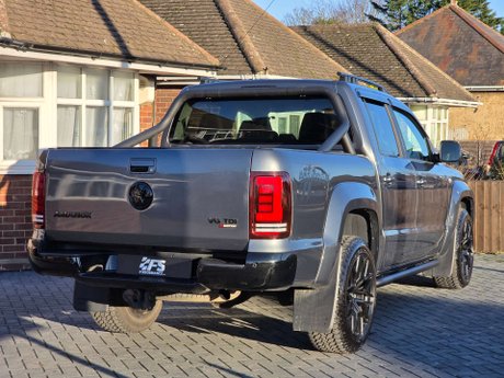 Volkswagen Amarok 3.0 TDI V6 BlueMotion Tech Highline Pickup Double Cab 4dr Diesel Auto 4Moti 9