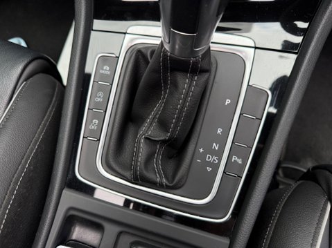 Volkswagen Golf 2.0 TSI R DSG 4Motion Euro 6 (s/s) 5dr 16