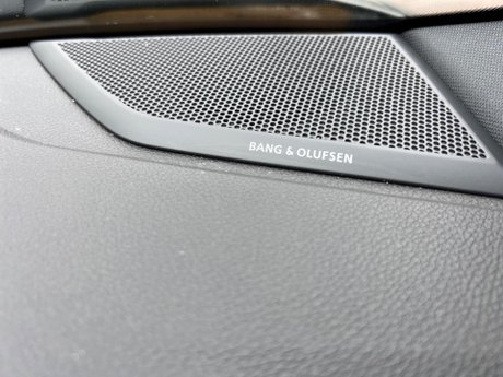 Audi Q3 2.0 TFSI 45 S line S Tronic quattro Euro 6 (s/s) 5dr 9