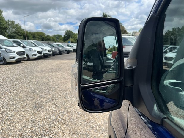 Ford Transit AUTO MWB L2H2 Medium Roof Trend 300 EURO 6 NO VAT 22