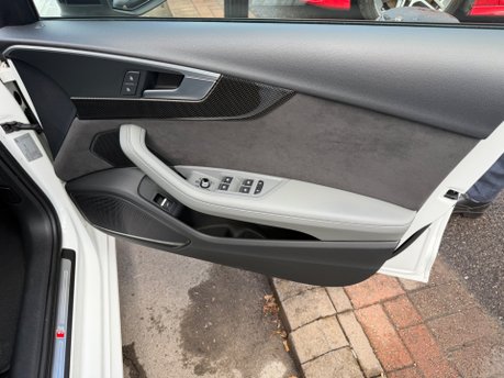 Audi A4 TFSI S4 QUATTRO 22