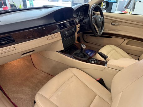 BMW 3 Series 2.0 320i SE Euro 5 (s/s) 2dr 9