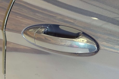 Ford B-Max 1.6 Zetec MPV 5dr Petrol Powershift Euro 5 (105 ps) 51