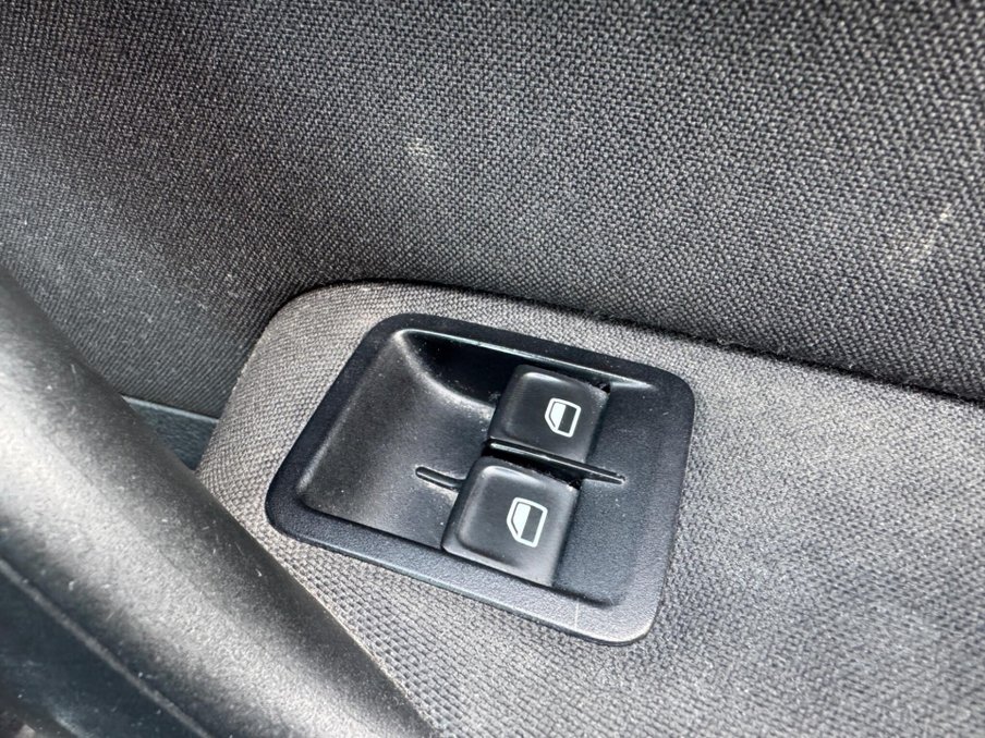 2015 Volkswagen Polo — image 19