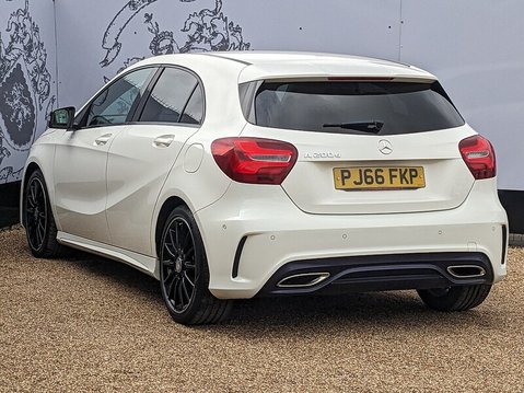 Mercedes-Benz A Class A 200 D AMG LINE PREMIUM 7