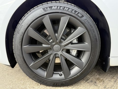 Tesla Model 3 Saloon 4dr Electric Auto RWD (241 bhp) 18