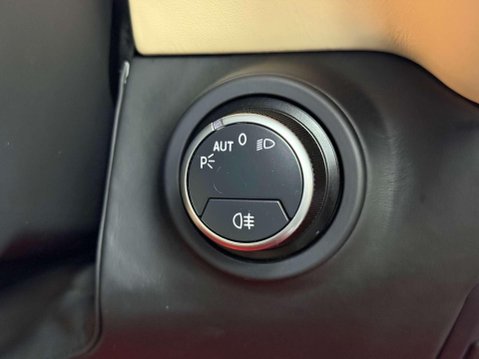 Ferrari California 3.8 V8 T Convertible 2dr Petrol F1 DCT Euro 6 (s/s) (560 ps) 65