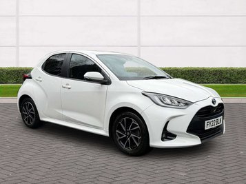 Toyota Yaris 1.5 Yaris Design HEV CVT 5dr