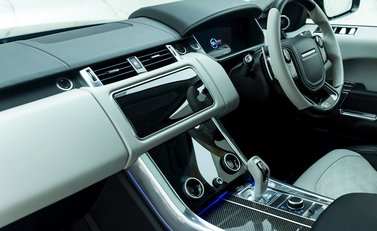 Land Rover Range Rover Sport 5.0 SVR 15