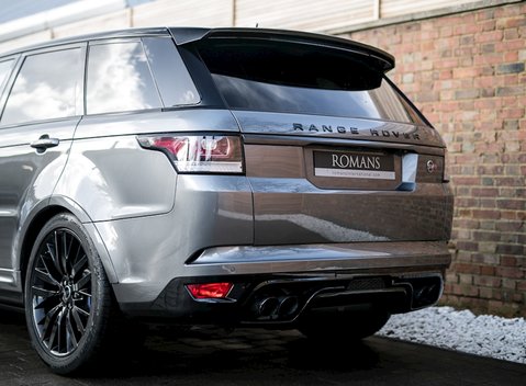 Land Rover Range Rover Sport SVR 25